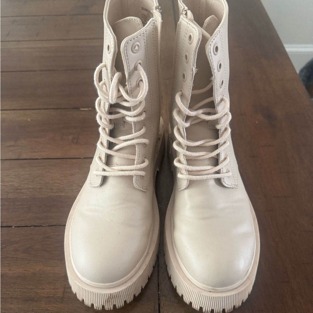 Zara Off-White Lace-Up Combat Boots kids size